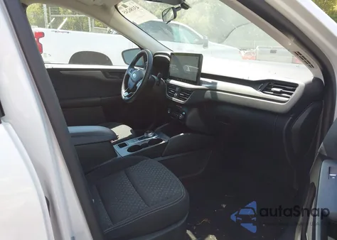 2023 Ford Escape Active z USA, uszkodzony, nr VIN 1FMCU0GN1PUA52979